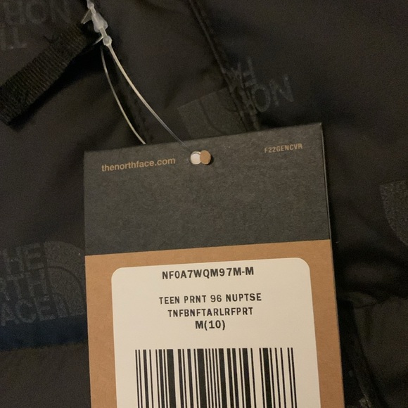 NWT The North Face Teen 1996 Retro Nuptse Jacket, Medium (10) - Picture 4 of 14